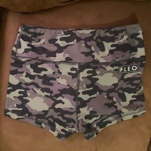 Fleo Shorts